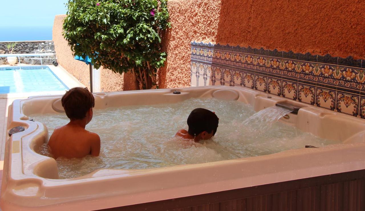 Vivatenerife - Villa With Pool, Jacuzzi And Sea View Chayofa エクステリア 写真